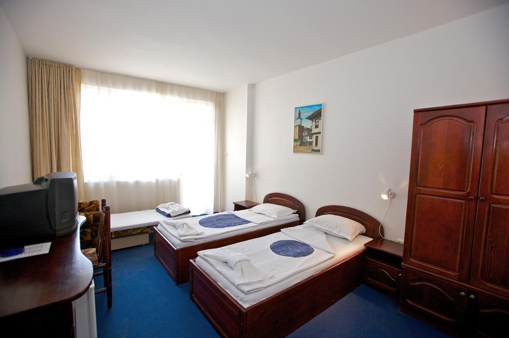 Семеен Хотел Елена Палас Nesebar Room photo