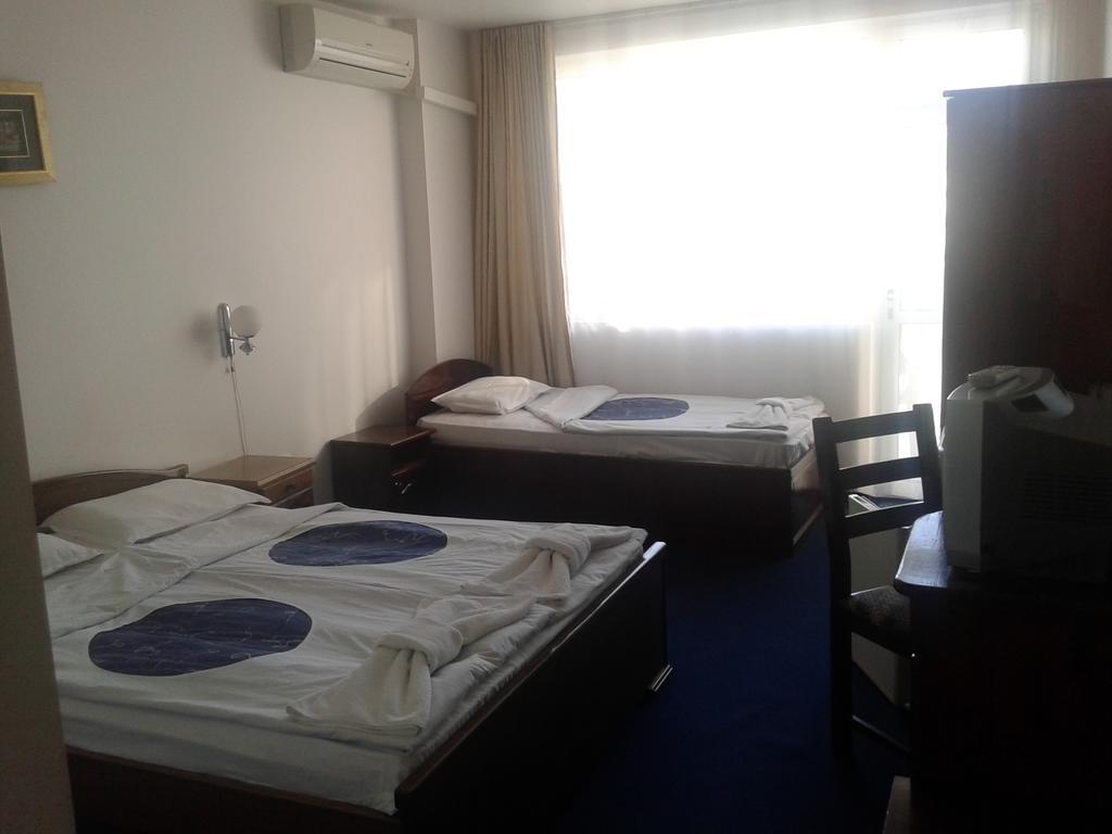Семеен Хотел Елена Палас Nesebar Room photo