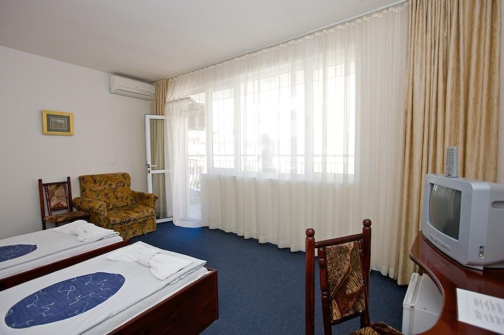 Семеен Хотел Елена Палас Nesebar Room photo